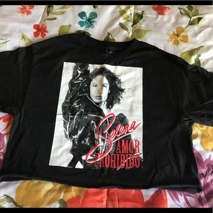 Fashion Nova Cropped Selena Tee SzXS